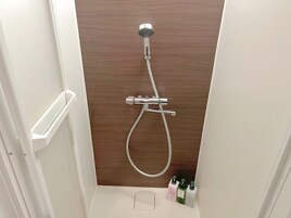 Shower, free toiletries, hair dryer, slippers