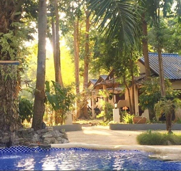 Property grounds - Papillon Bungalows (Ko Lanta)