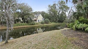 Unclassified image, 5 of 25, button - Evian 169 (Hilton Head Island)