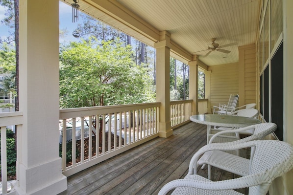 Terrace/patio - Lyons 10 (Hilton Head Island)