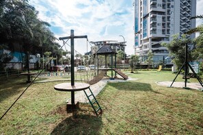 Children’s play area – outdoor
