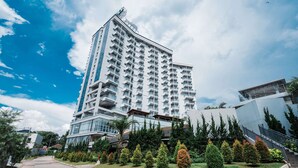 Building design - Horison Ultima Bhuvana Ciawi (Ciawi)