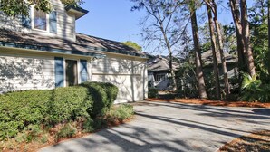 Front of property - Full Sweep 64 (Hilton Head Island)