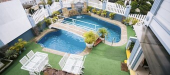 Grand Peninsula Suites