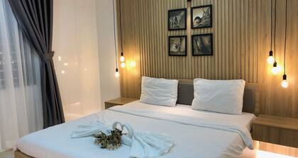 max hostel