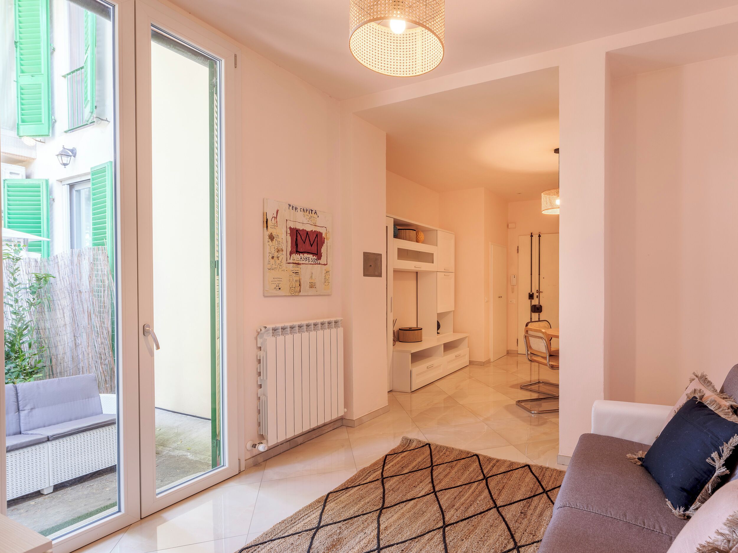 apartment | 1 bedroom, minibar, in-room safe, individually decorated