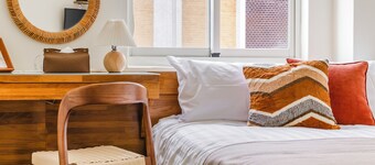 Chin Style Easy Stay