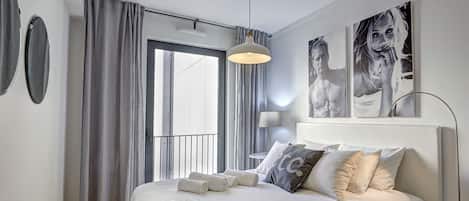 Departamento, 2 habitaciones | Insonorización, tabla de planchar con plancha y cunas gratuitas