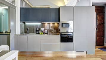Apartment, 1 Bedroom | Private kitchen