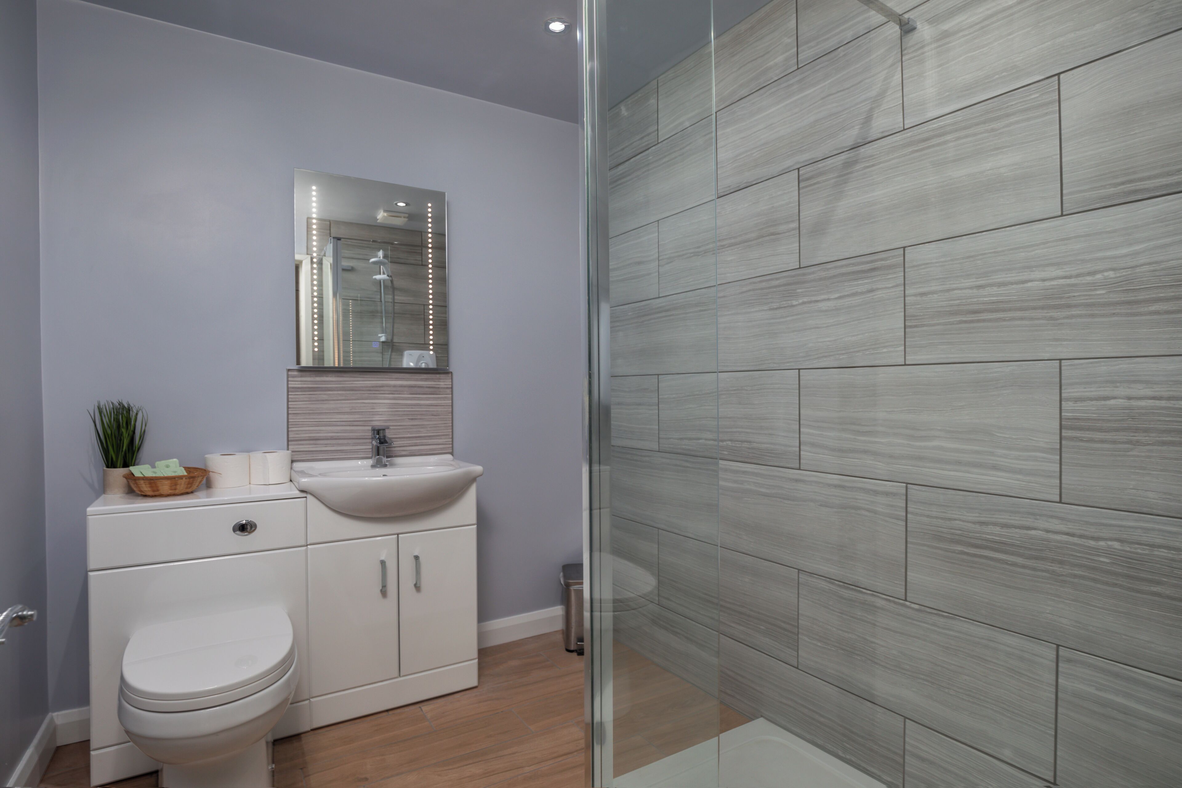 double room (room 11) | bathroom | hair dryer, towels