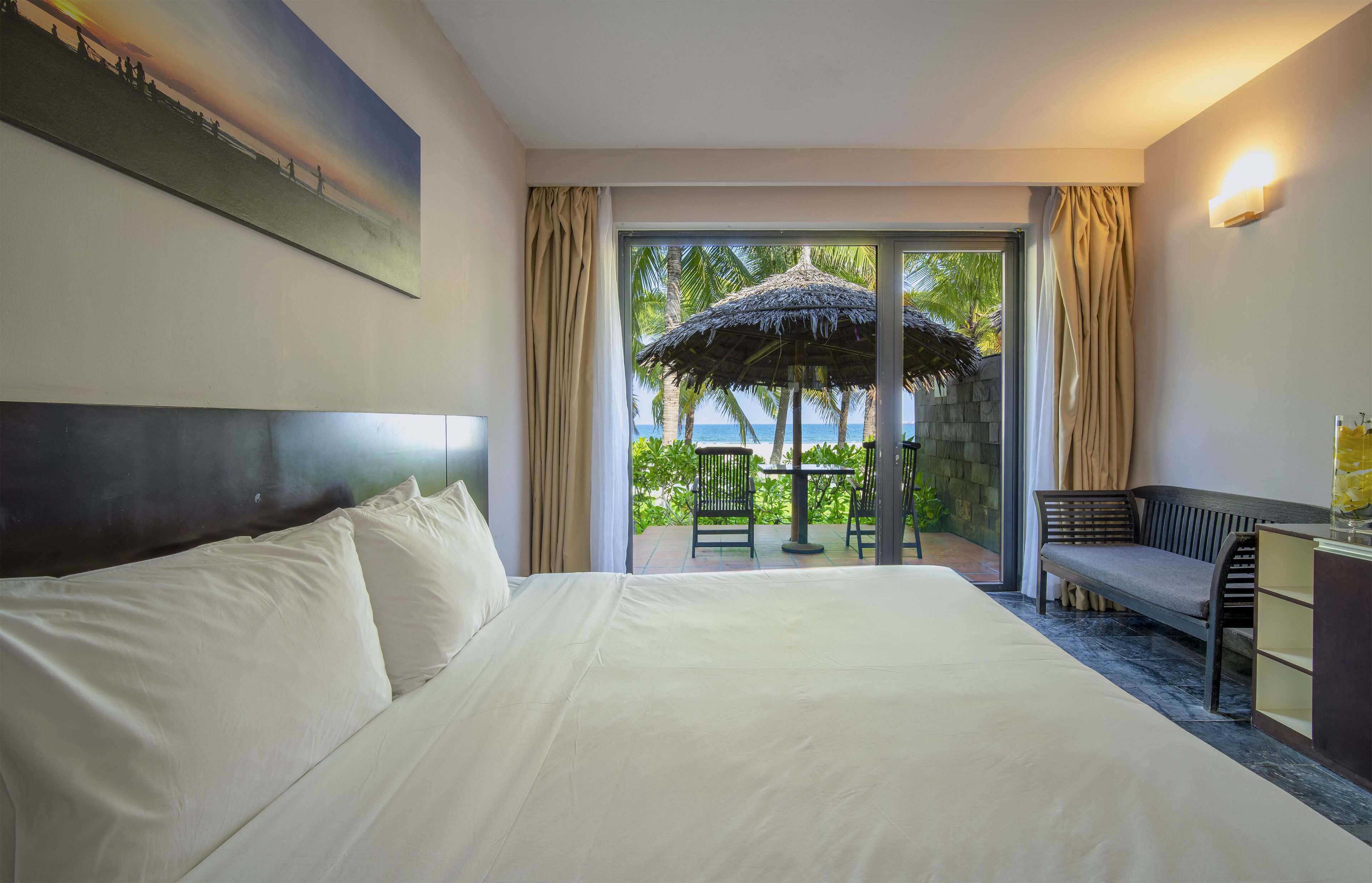 deluxe double room, ocean view | beach/ocean view