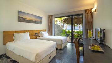 Deluxe Twin Room, Ocean View | Beach/ocean view