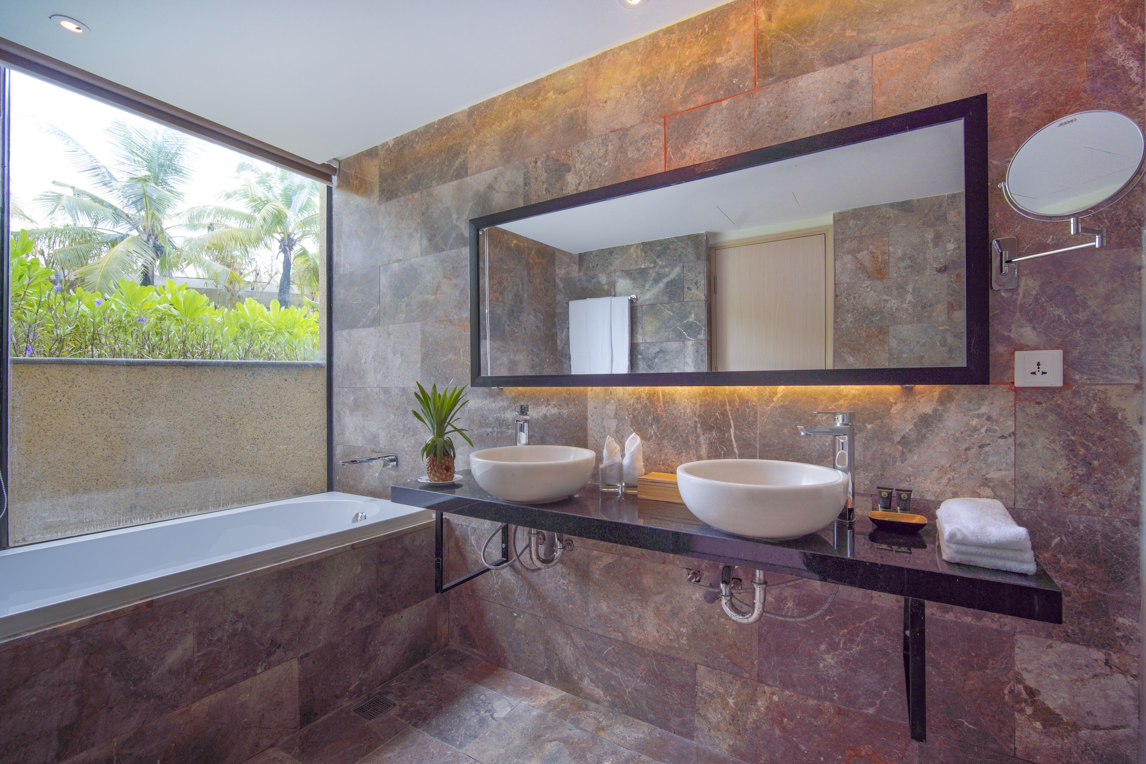 superior double room, garden view | minibar, in-room safe, desk, blackout curtains