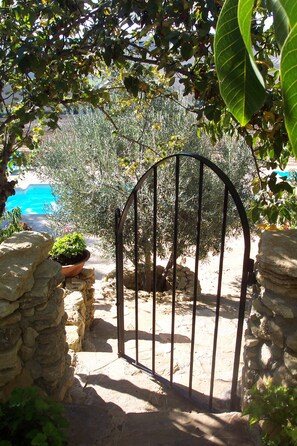 Entrée de l’hébergement