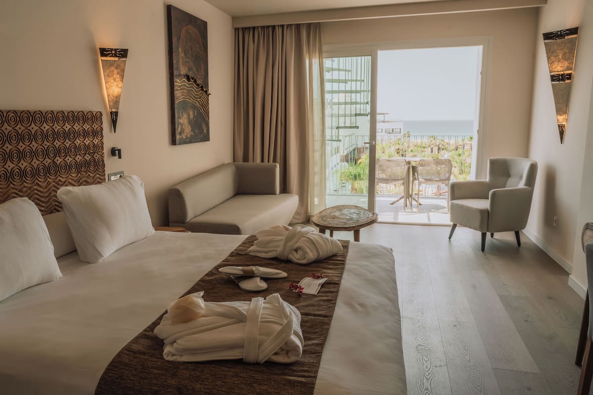 Premium Double Room | In-room safe, desk, laptop workspace, blackout curtains