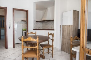 Dining - N203 - Numana, large three-room apartment with porch (Numana)