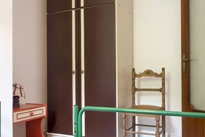 Interior - N203 - Numana, large three-room apartment with porch (Numana)