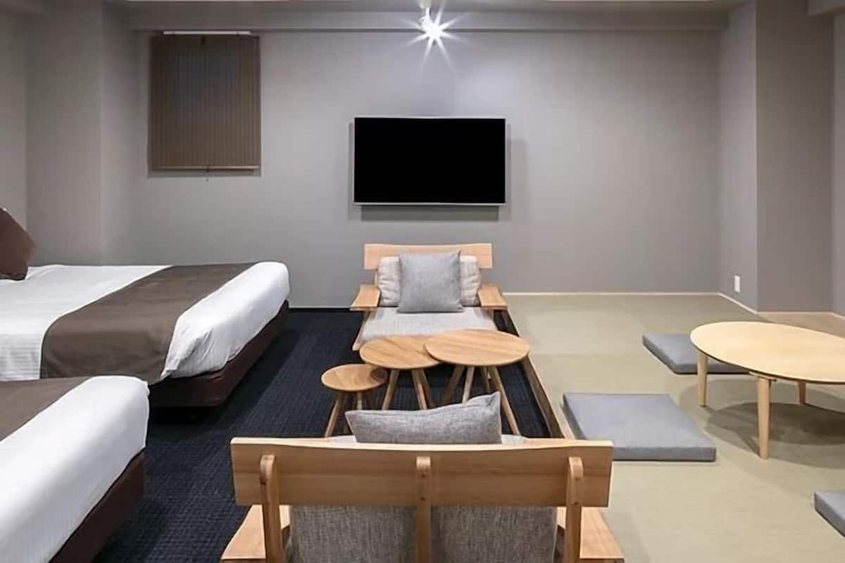 Individually decorated, blackout drapes, soundproofing, free WiFi