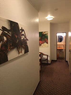 Televisión LED de 18 pulgadas con canales por cable 