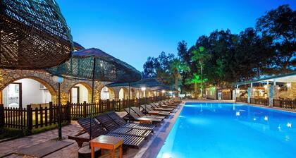 Alados Otel