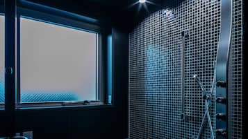 Separate tub and shower, deep soaking tub, hydromassage showerhead