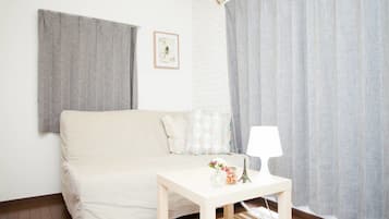 Private Vacation Home | Living area | Flat-screen TV