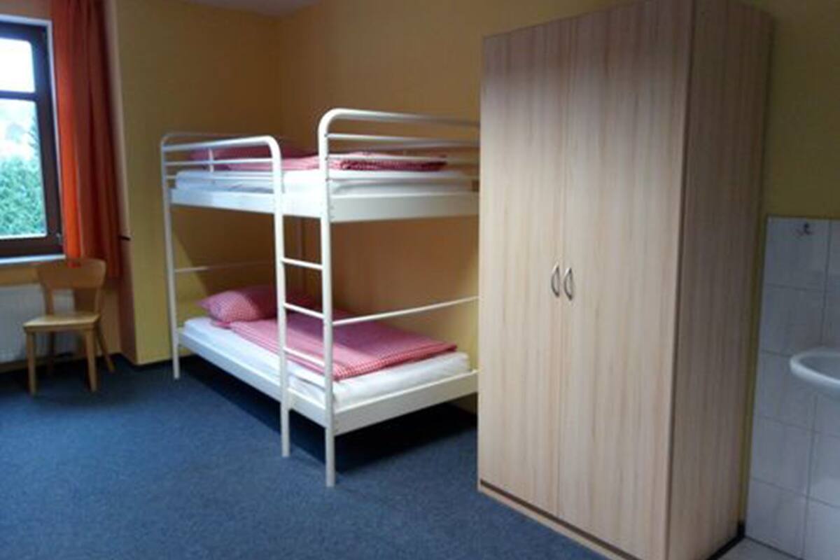 Triple Room, Multiple Beds | Free WiFi, bed sheets