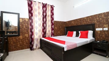 Standard Double Room | Bed sheets