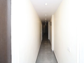 Hallway - OYO 7344 My H Rooms (New Delhi)