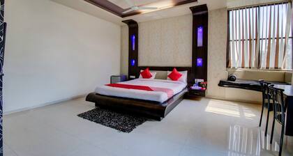 OYO 24838 Hotel Neelam