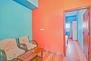 Deluxe Double or Twin Room, 1 King Bed | Free WiFi, bed sheets - OYO 15392 Sri Sai Guru Comforts (Bengaluru)