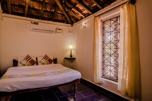 Standard Room - OYO Home 19186 Antique 1BHK (Assagao)