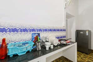 Standard Room | Private kitchenette | Fridge