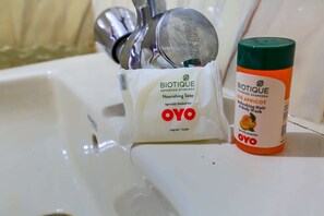 Free toiletries, towels