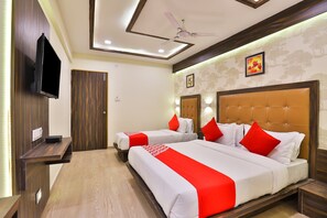 Deluxe Double or Twin Room, 1 King Bed | Free WiFi, bed sheets - OYO 19501 Hotel Silver Palace (Ahmedabad)
