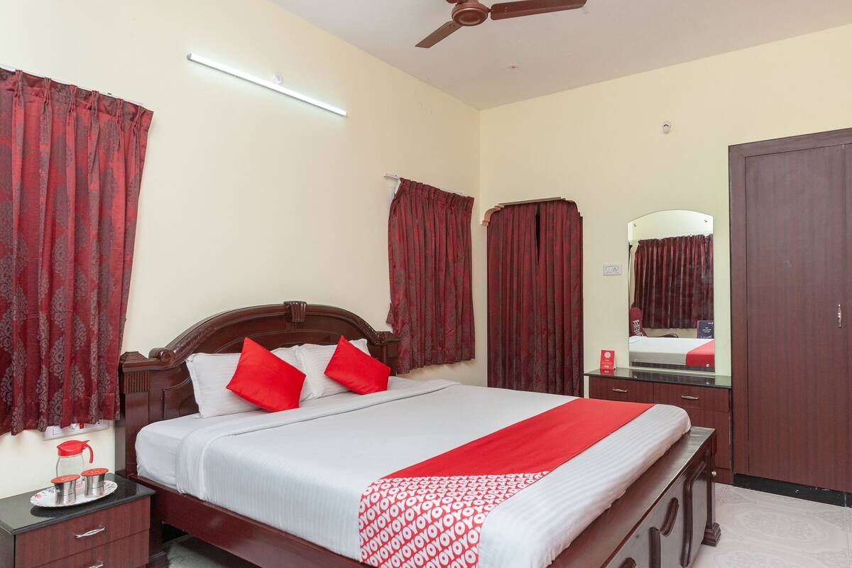 Premium bedding, free WiFi, wheelchair access