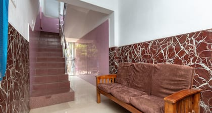 OYO 19396 Cristal Residency