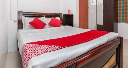 OYO 19396 Cristal Residency