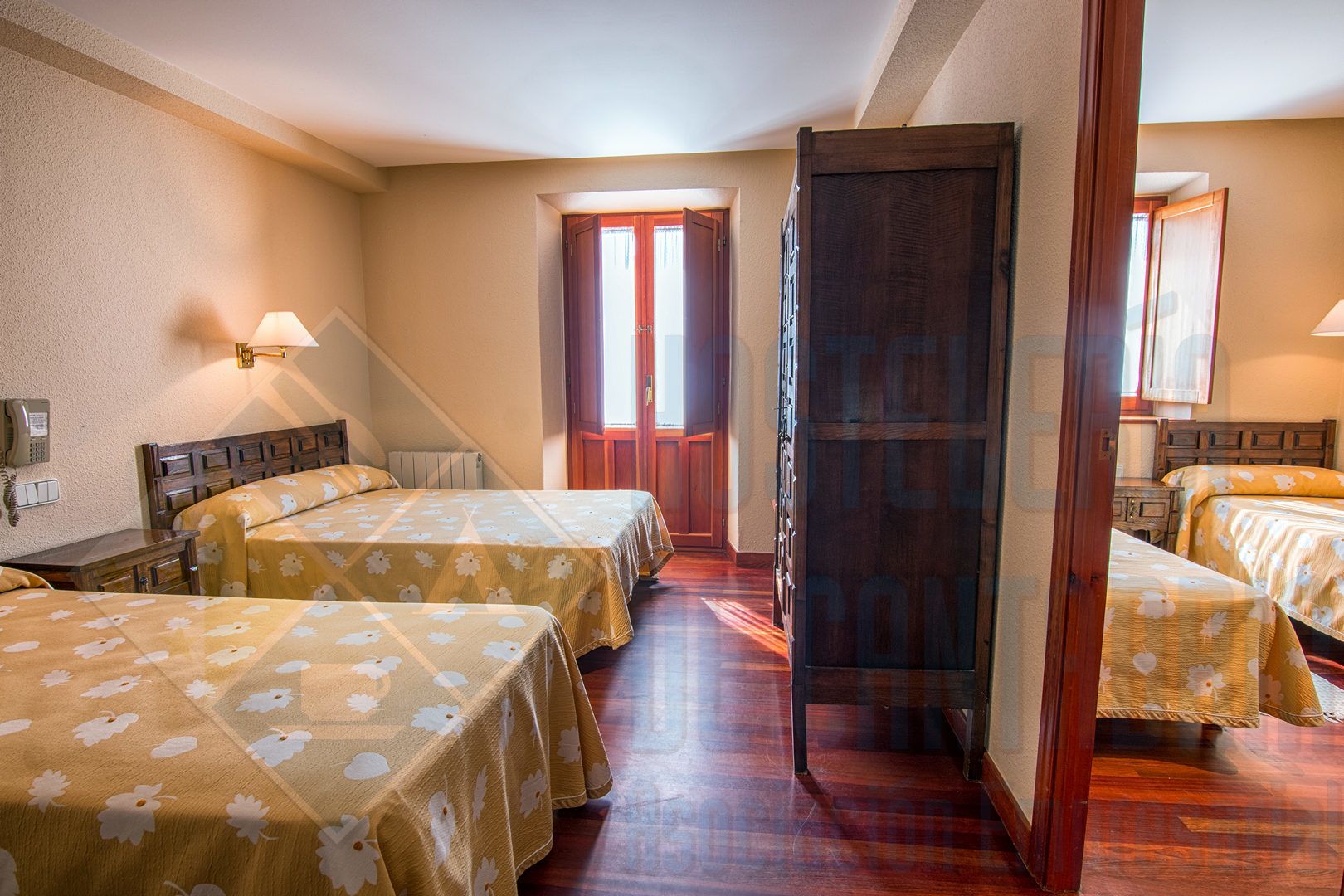 twin room | iron/ironing board, bed sheets