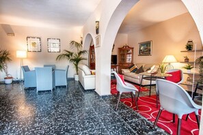 Lobby sitting area