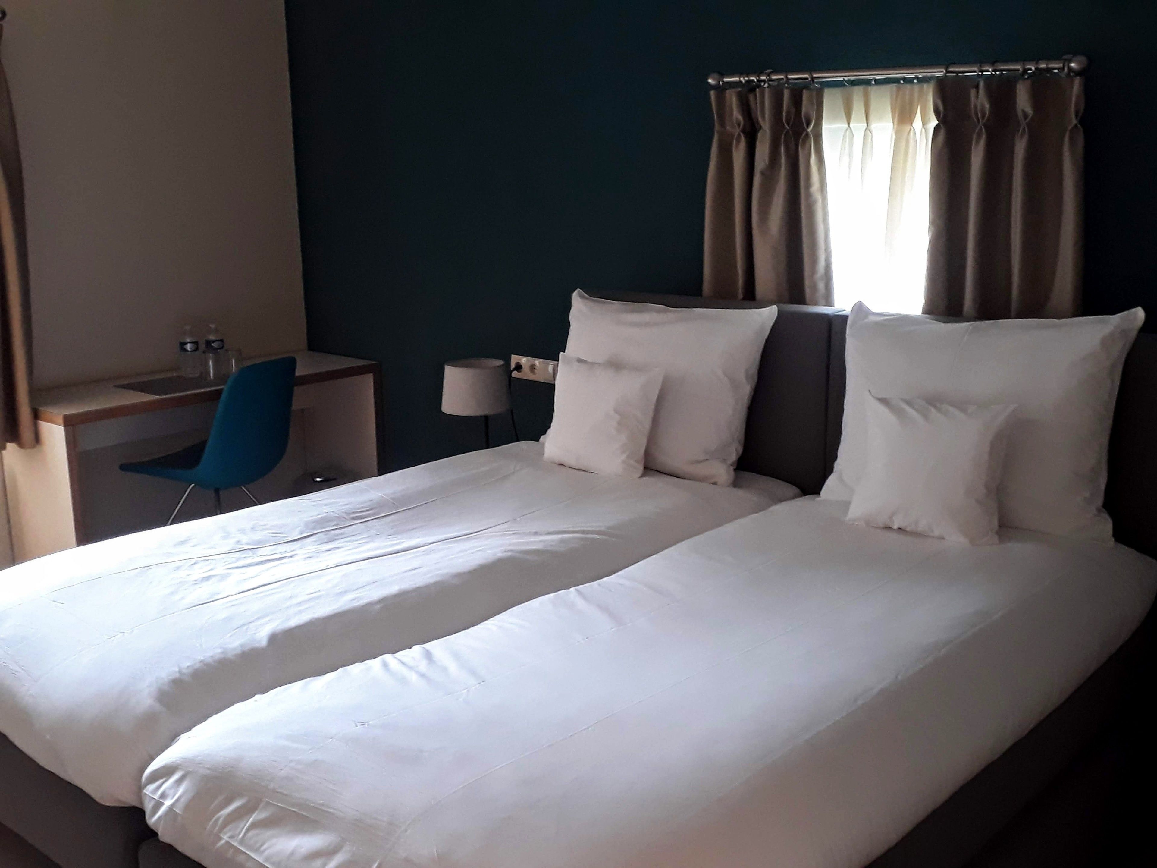 deluxe double or twin room, non smoking | hypo-allergenic bedding, minibar, individually decorated
