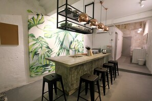 Interior - Best location Cafe attached homestay (George Town)