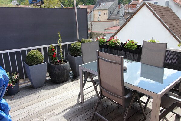 Buiten dineren