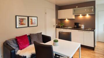 Apartment, eigenes Bad (Apartment)