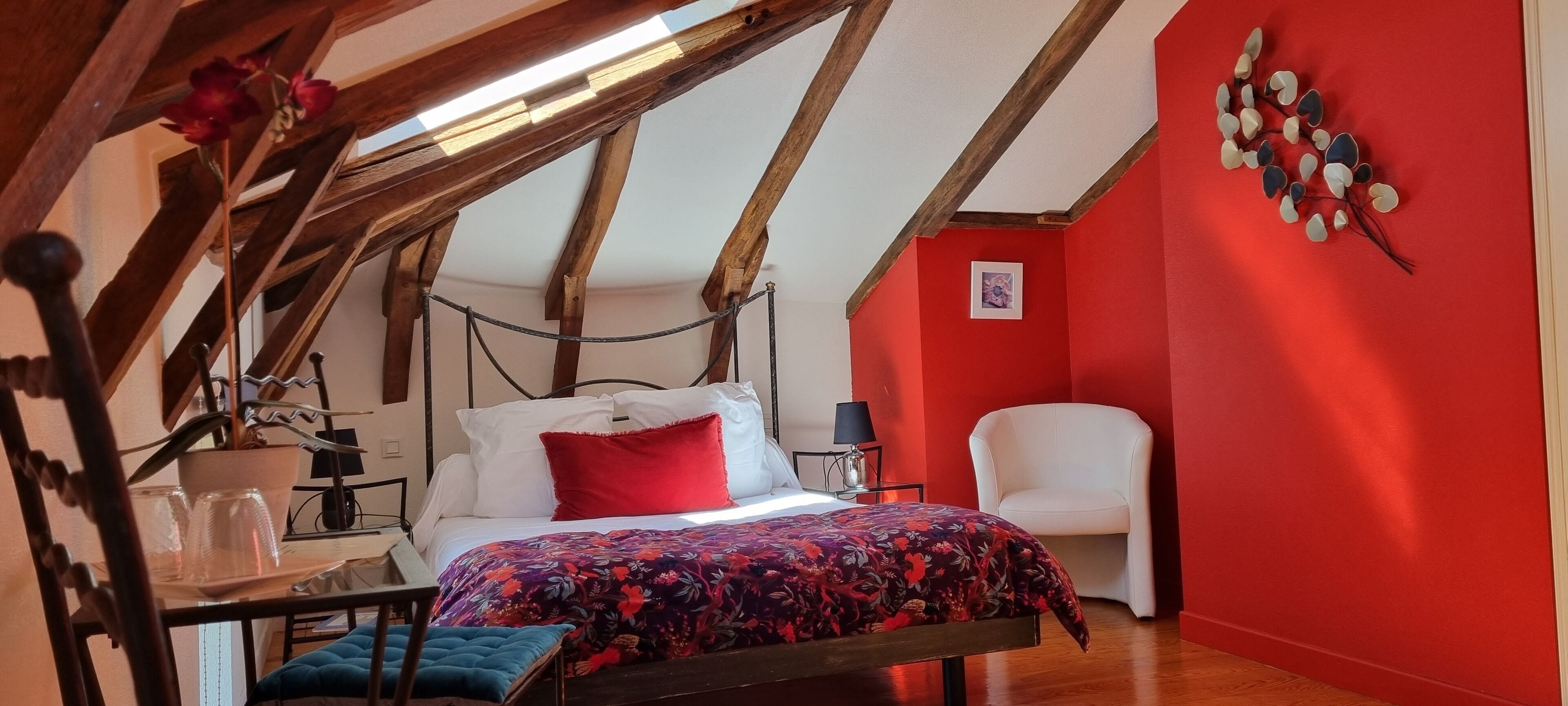 Classic Double Room | Premium bedding, individually decorated, individually furnished, desk