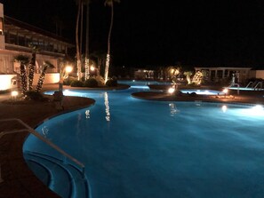 A heated pool - Lovely  Oasis in Mission Lakes Country Club (Desert Hot Springs)