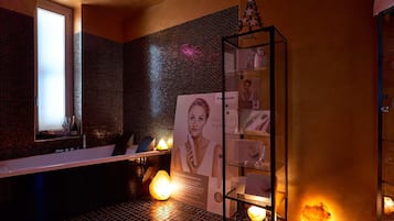 Turkish bath, hydrotherapy