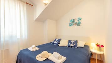 1 chambre, lits bébé (en supplément), Wi-Fi gratuit, draps fournis