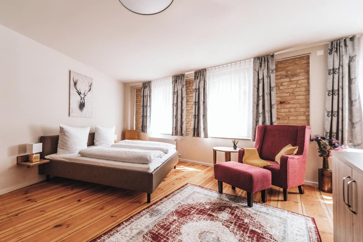 design apartment | 1 bedroom, hypo-allergenic bedding, minibar, in-room safe