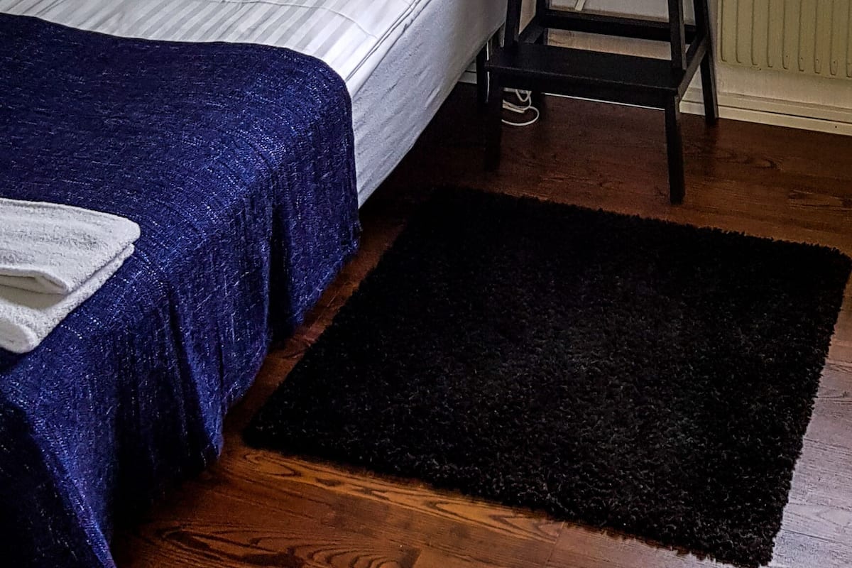 Economy Single Room | 1 bedroom, blackout drapes, soundproofing, WiFi (free)